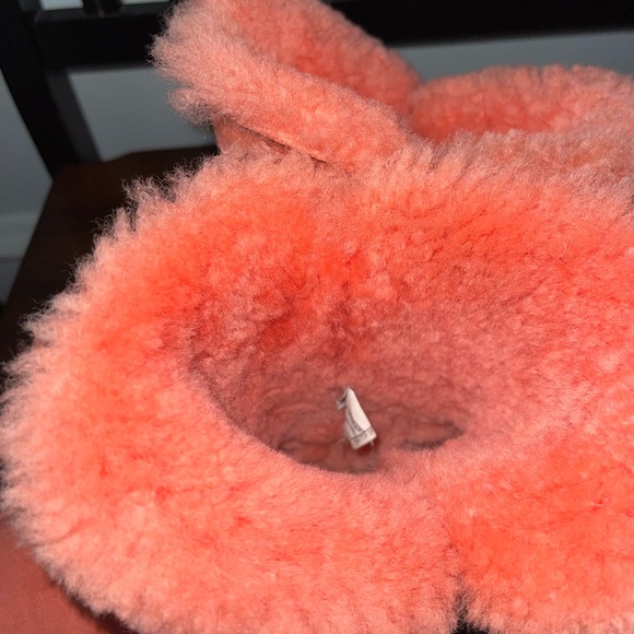 Ugg Bailey Button Kimono Flower Boots - Picture 3 of 6